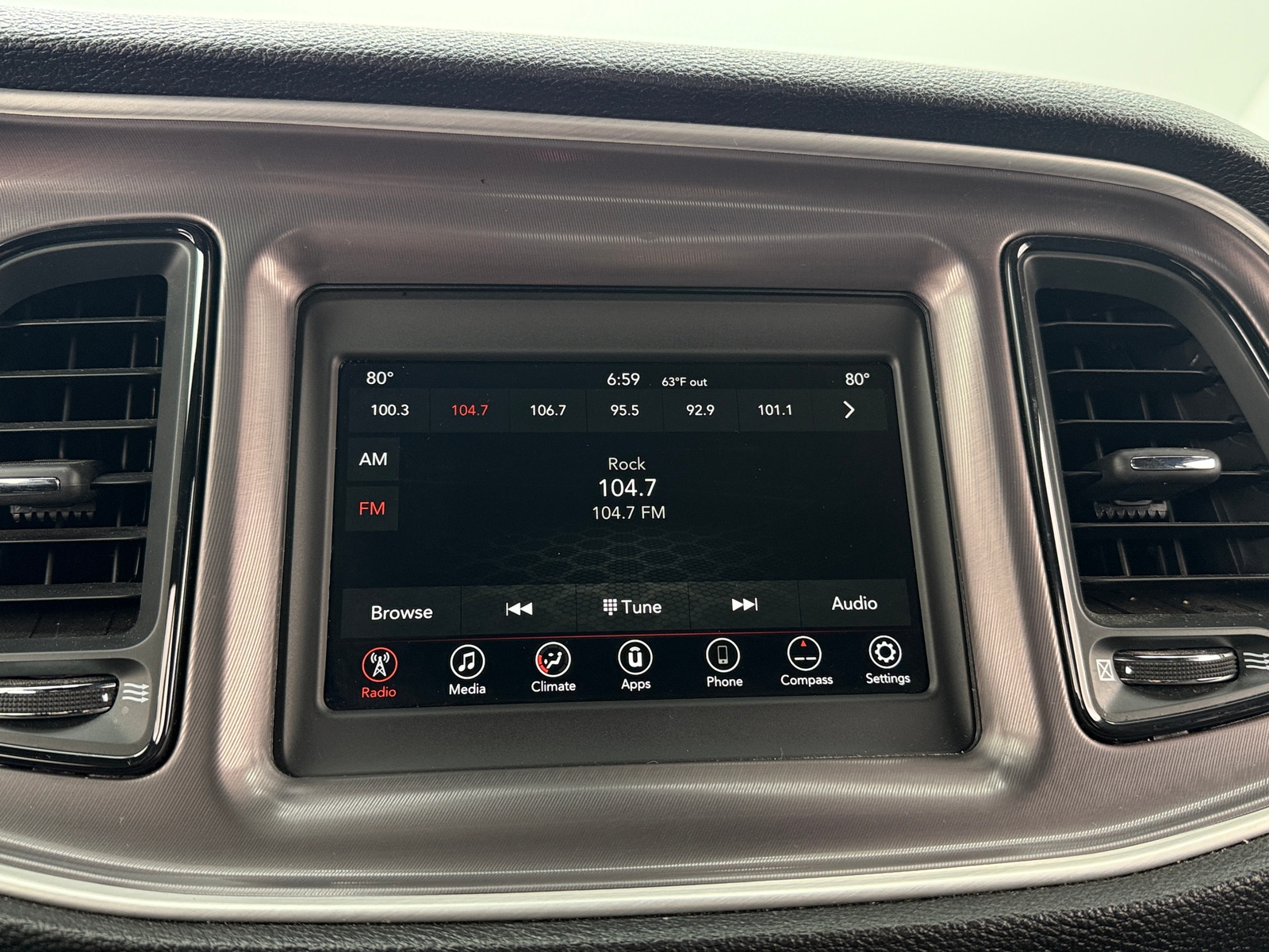 Thumbnail: 2022 Dodge Challenger - 3