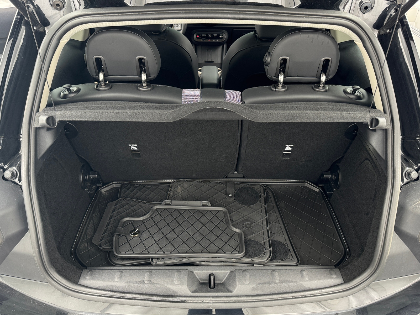 Thumbnail: 2025 MINI Cooper Hardtop - 6