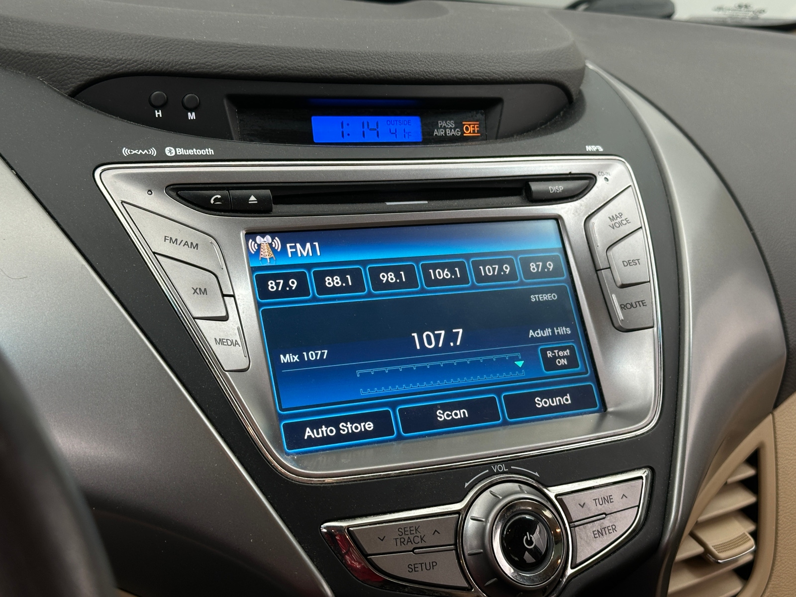 Thumbnail: 2013 Hyundai Elantra - 3