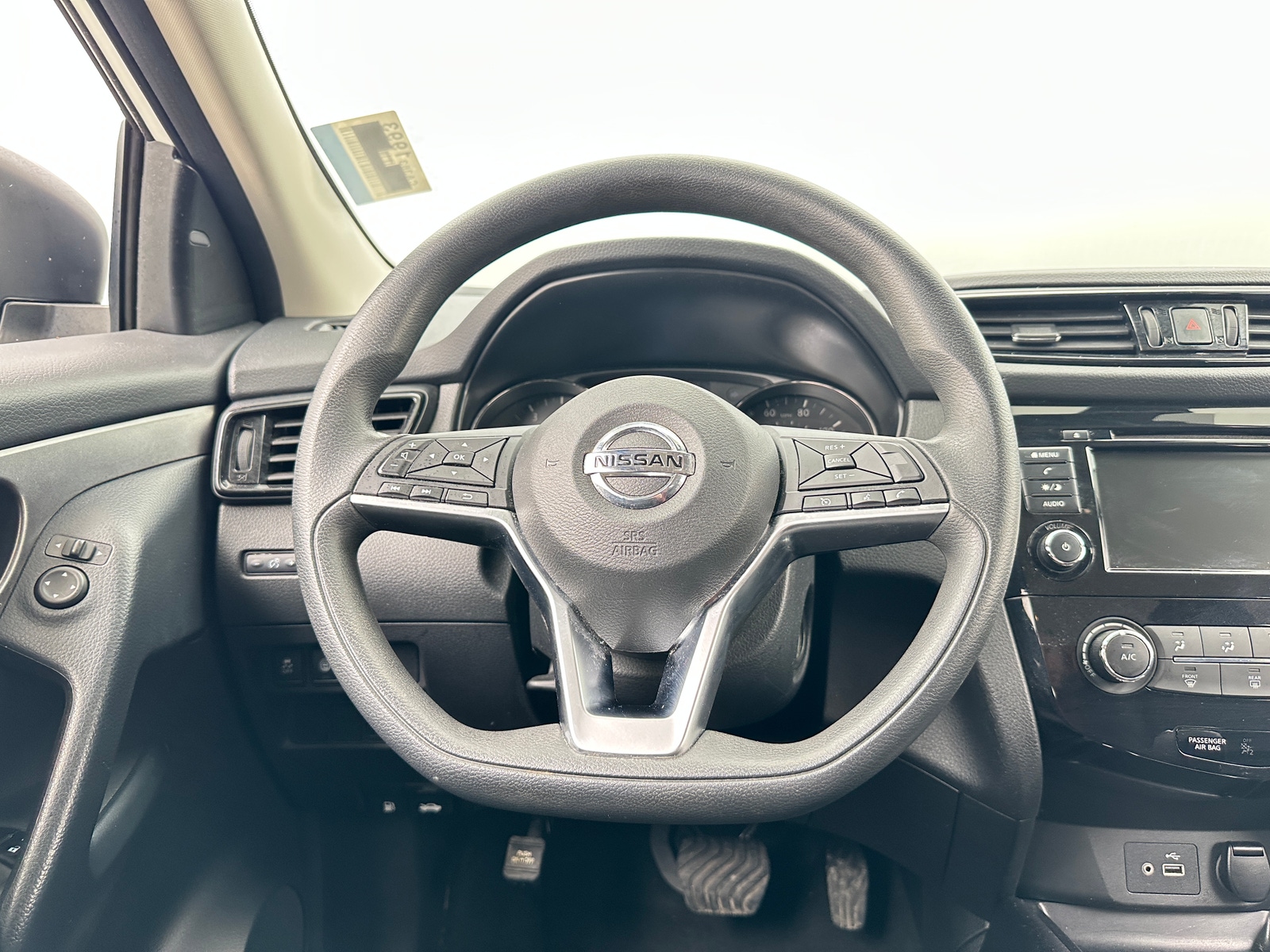 Thumbnail: 2021 Nissan Rogue Sport - 5