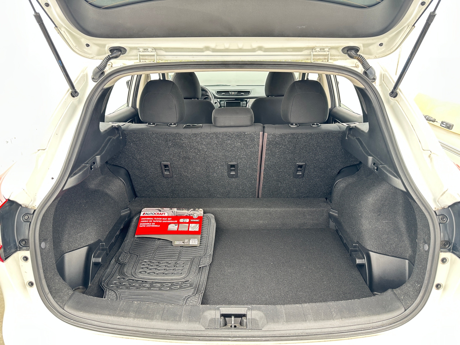 Thumbnail: 2021 Nissan Rogue Sport - 7