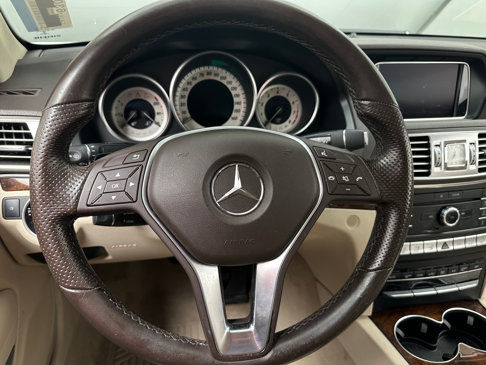 Thumbnail: 2016 Mercedes-Benz E-Class - 4