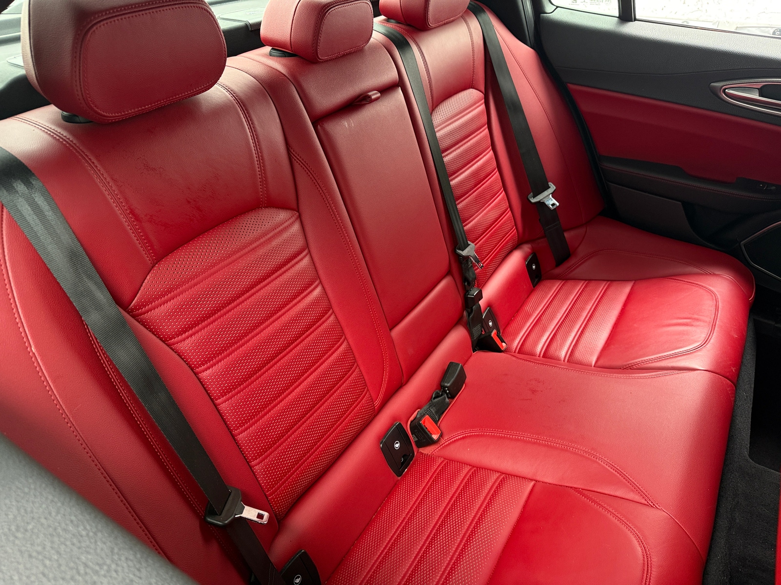 Thumbnail: 2020 Alfa Romeo Giulia - 5