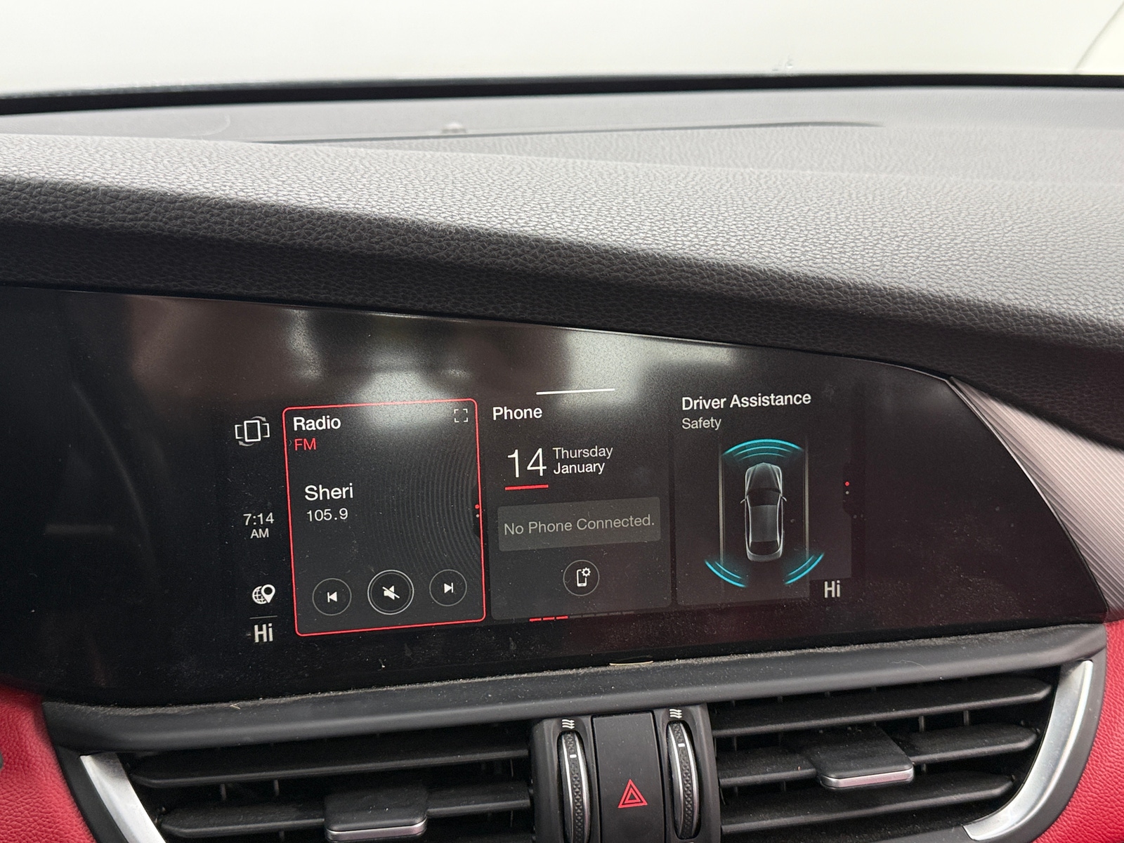 Thumbnail: 2020 Alfa Romeo Giulia - 3