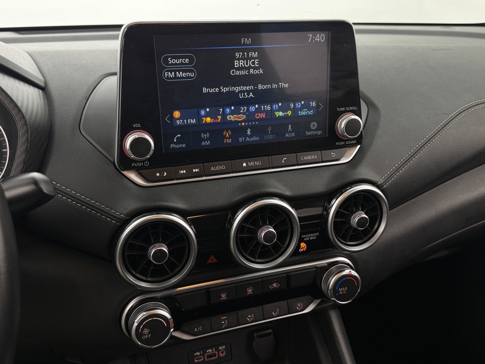 Thumbnail: 2022 Nissan Sentra - 4