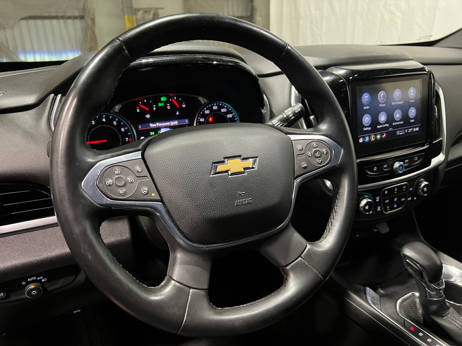 Thumbnail: 2023 Chevrolet Traverse - 4