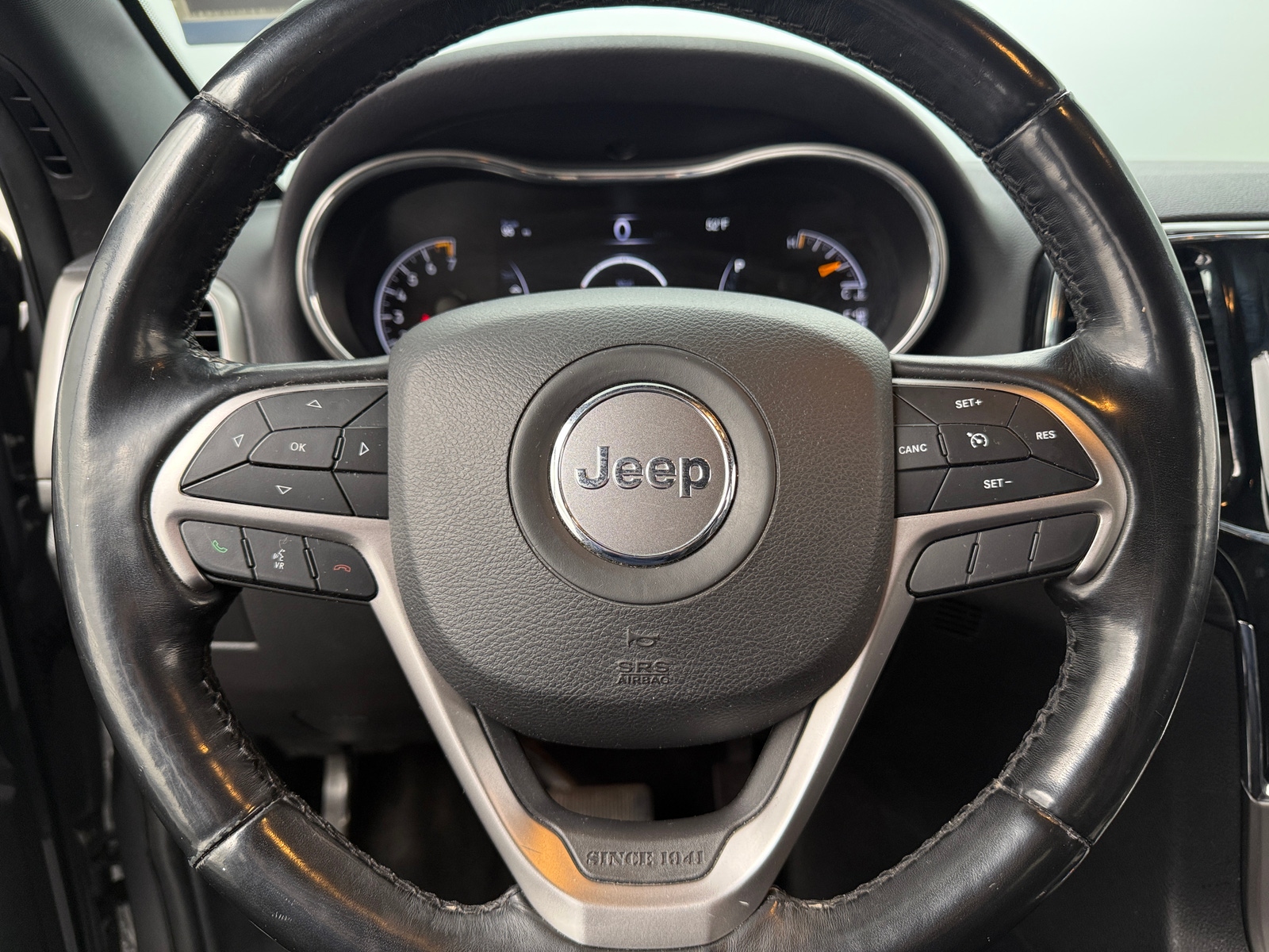 Thumbnail: 2020 Jeep Grand Cherokee - 4