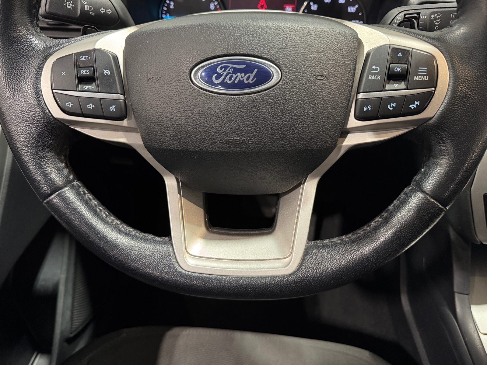 Thumbnail: 2020 Ford Explorer - 5