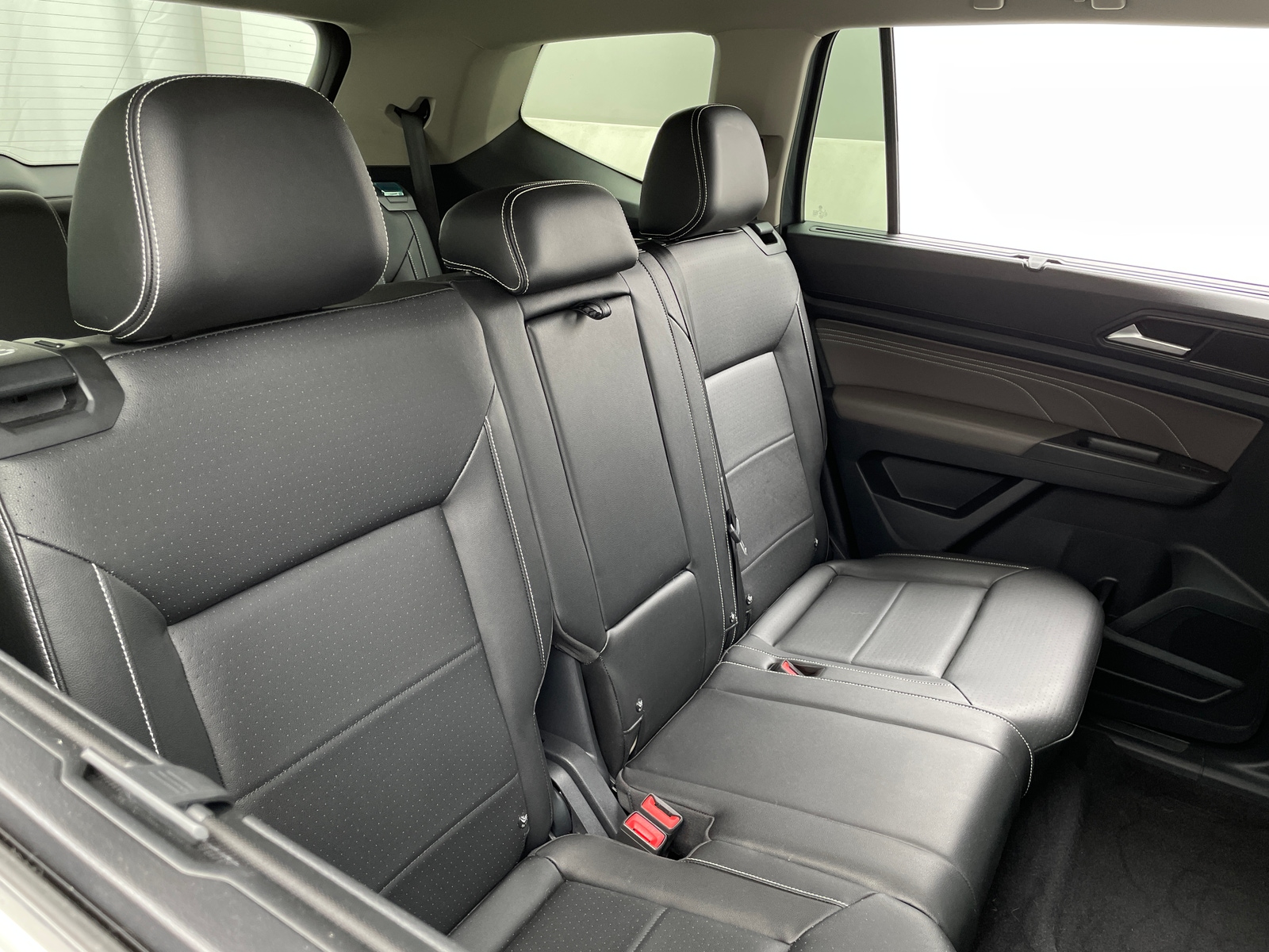 Thumbnail: 2023 Volkswagen Atlas - 5