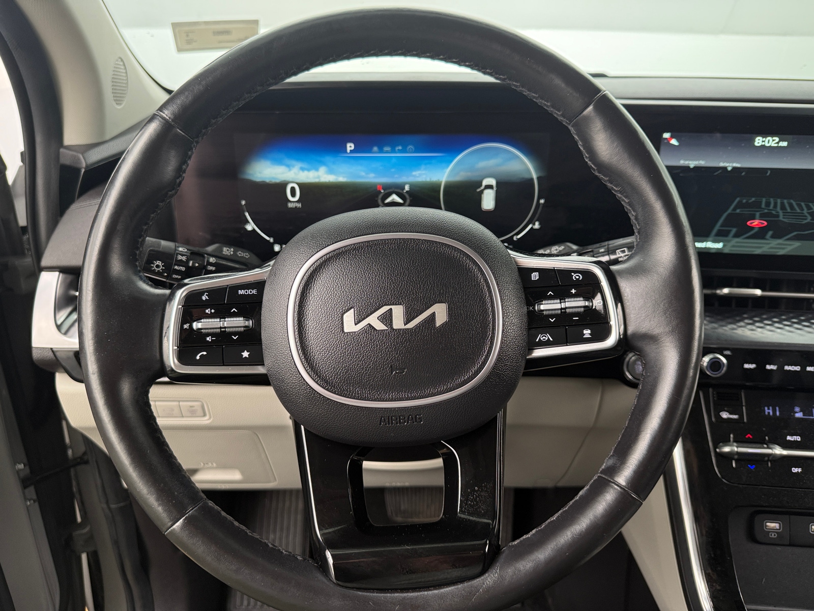Thumbnail: 2022 Kia Carnival - 4