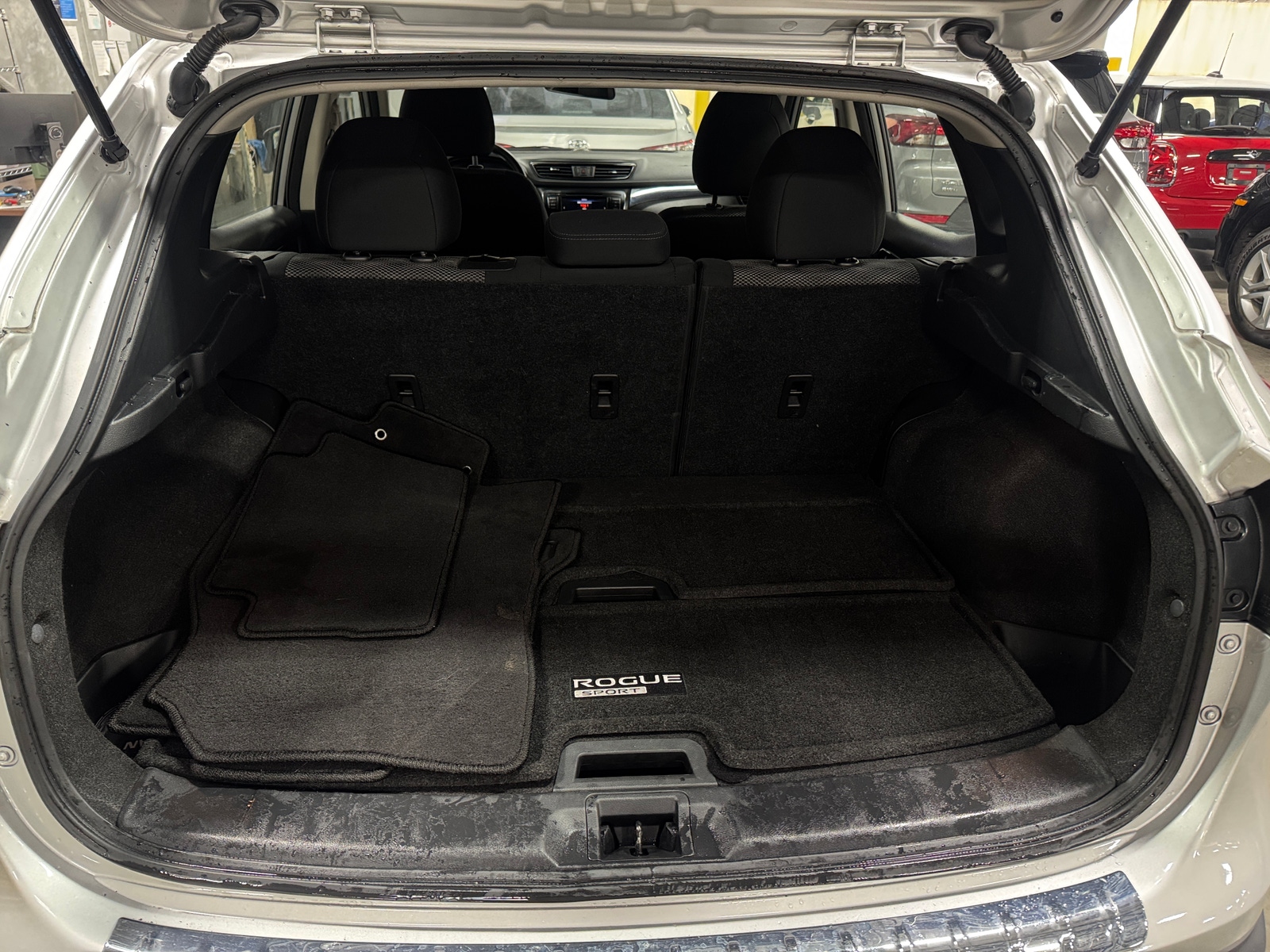 Thumbnail: 2020 Nissan Rogue Sport - 7