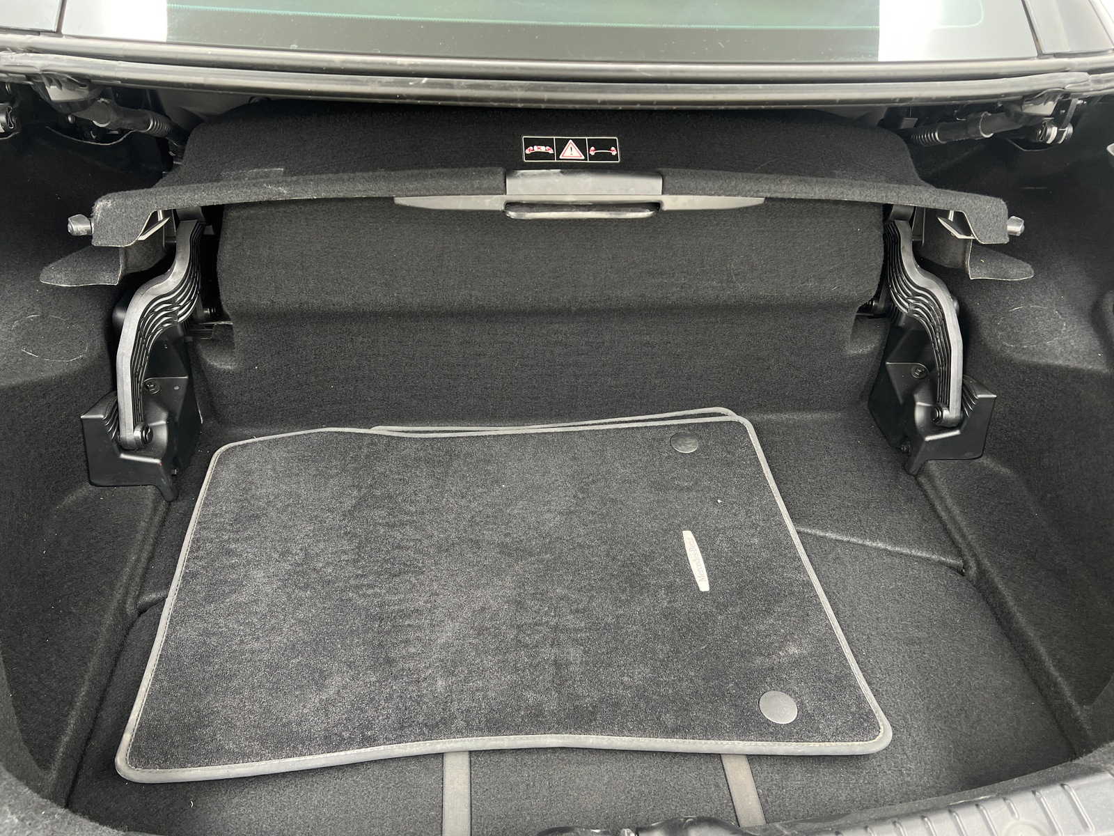 Thumbnail: 2014 Mercedes-Benz SLK - 4