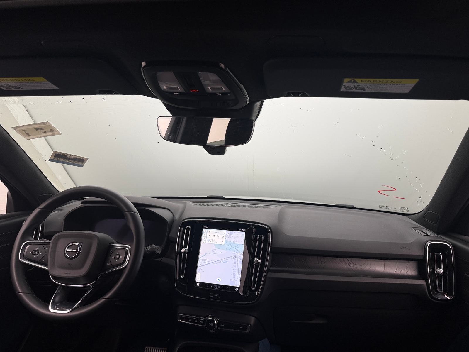 Thumbnail: 2023 Volvo XC40 - 3