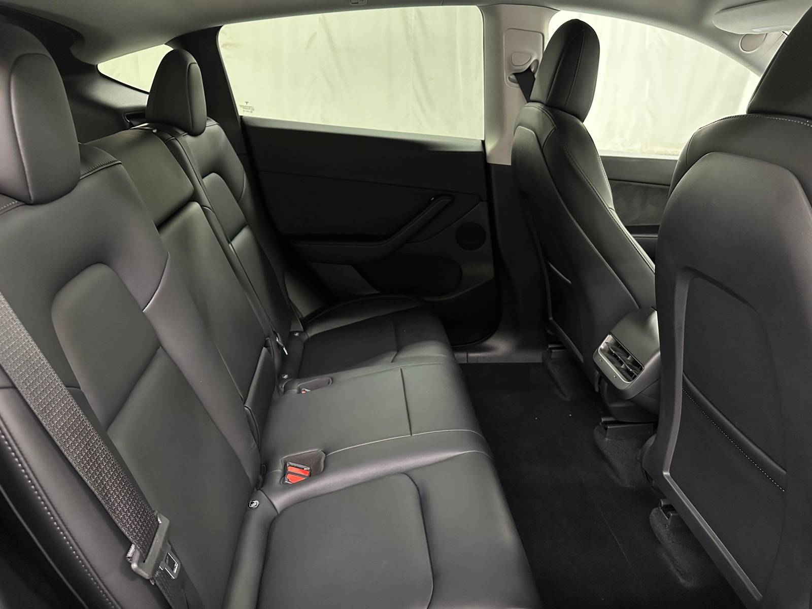 Thumbnail: 2022 Tesla Model Y - 5