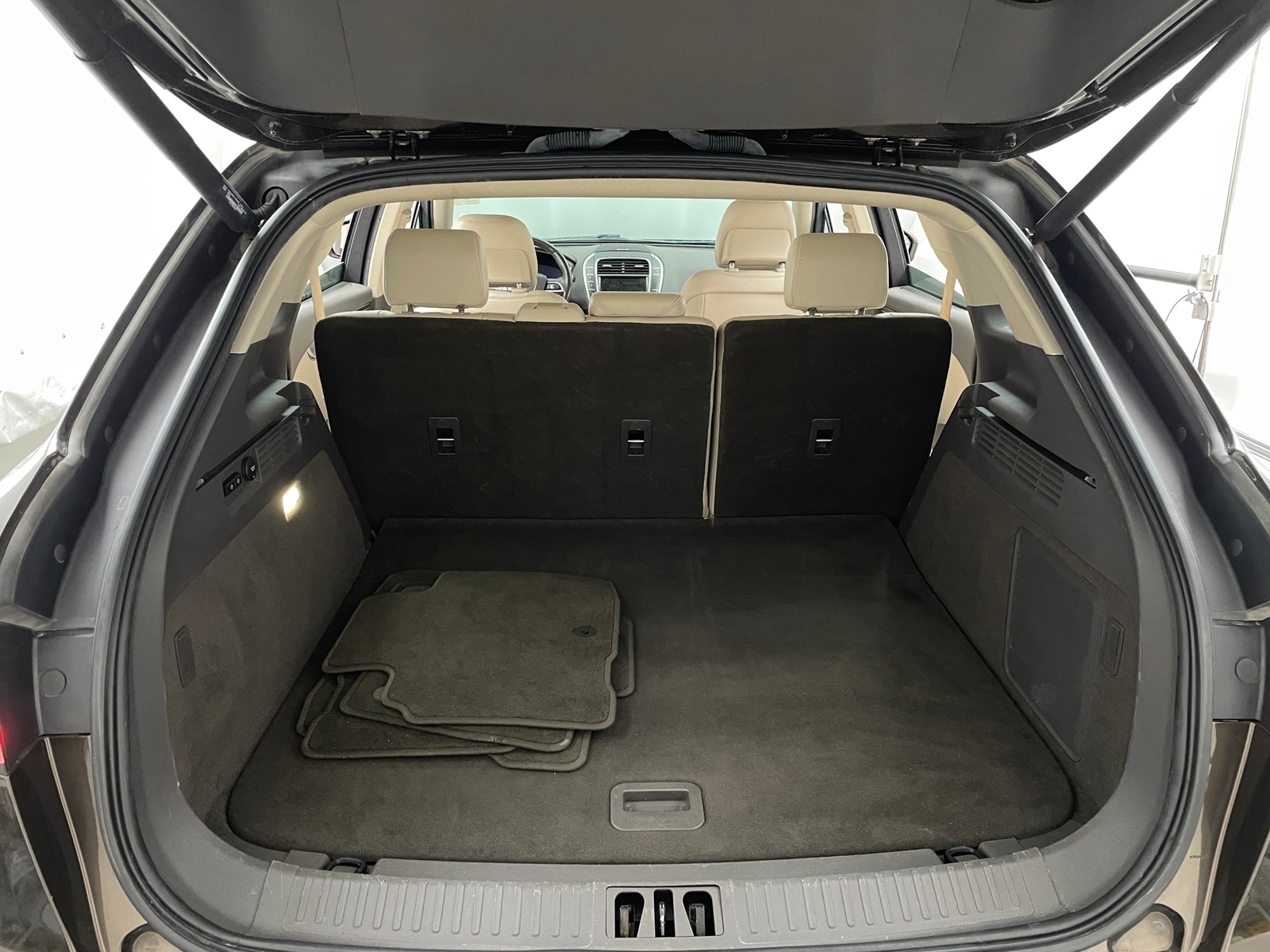 Thumbnail: 2019 Lincoln Nautilus - 6