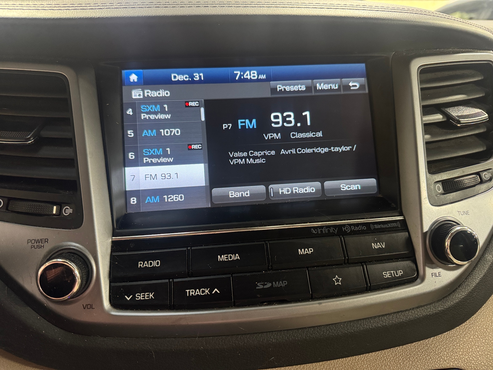 Thumbnail: 2018 Hyundai Tucson - 3