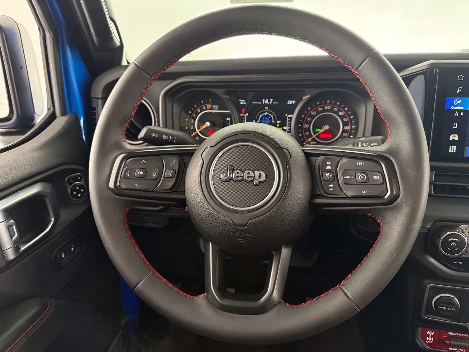 Thumbnail: 2024 Jeep Gladiator - 4