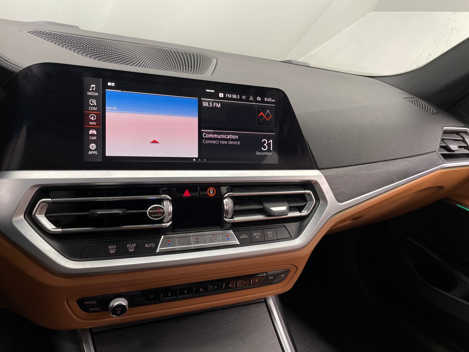 Thumbnail: 2019 BMW 3 Series - 3