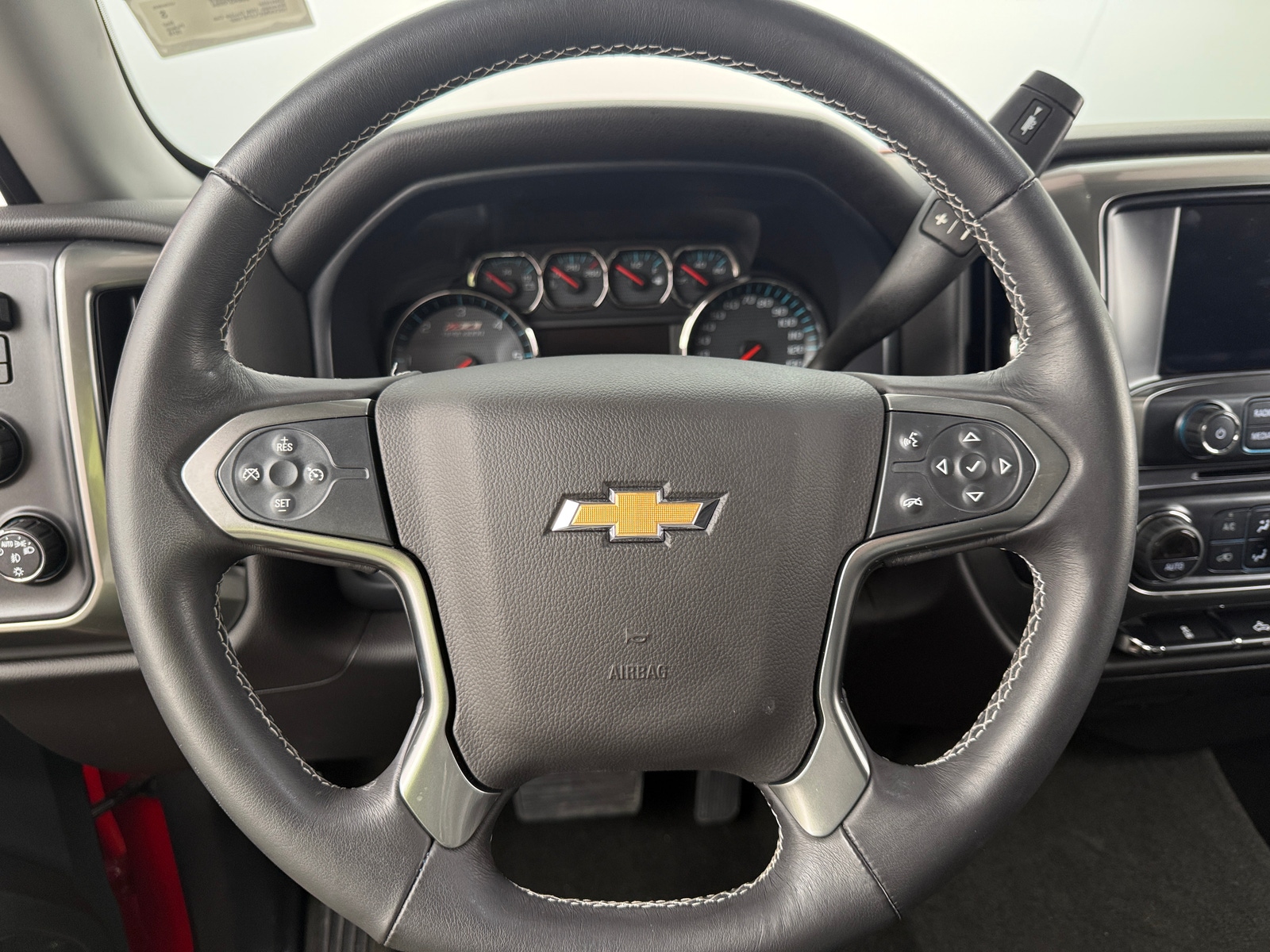 Thumbnail: 2018 Chevrolet Silverado 1500 - 5