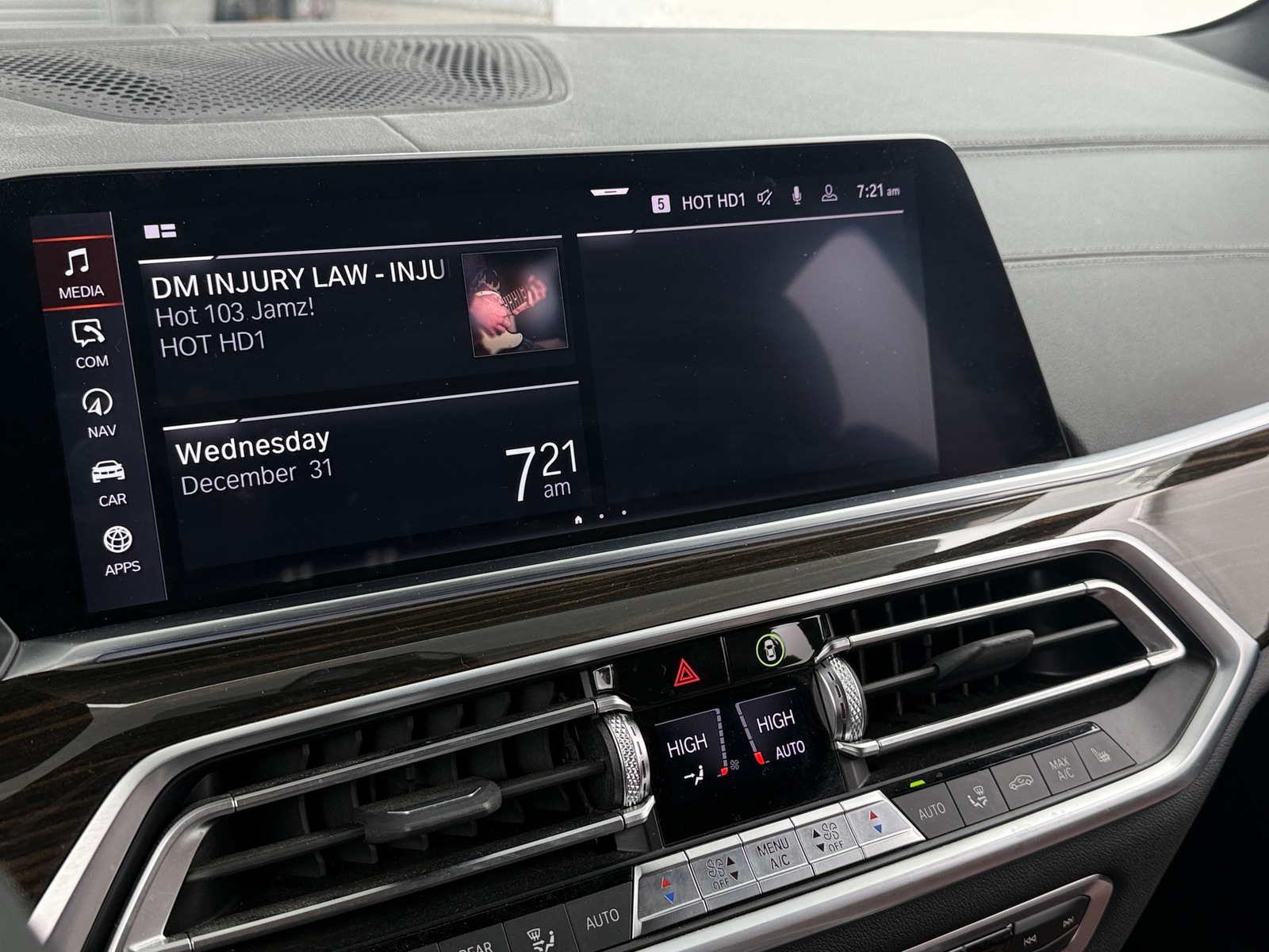 Thumbnail: 2020 BMW X5 - 3