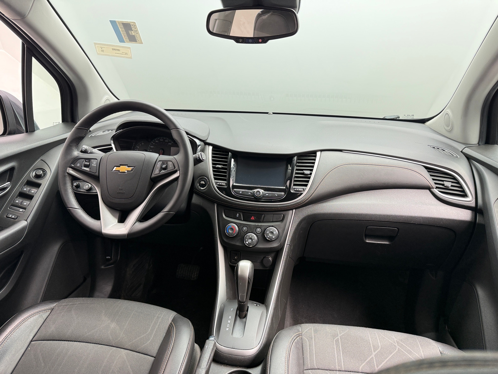 Thumbnail: 2017 Chevrolet Trax - 3