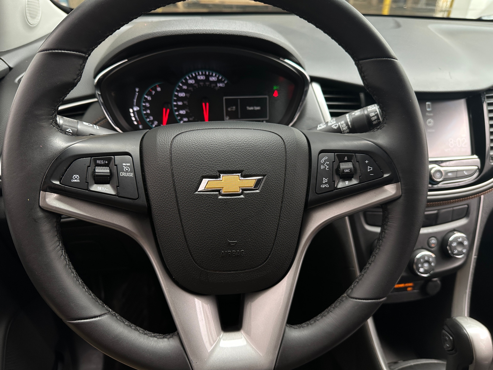 Thumbnail: 2017 Chevrolet Trax - 5