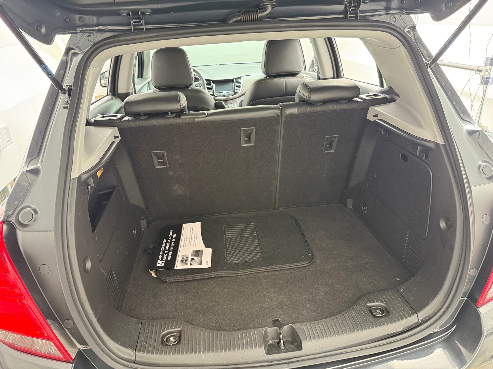 Thumbnail: 2017 Chevrolet Trax - 7