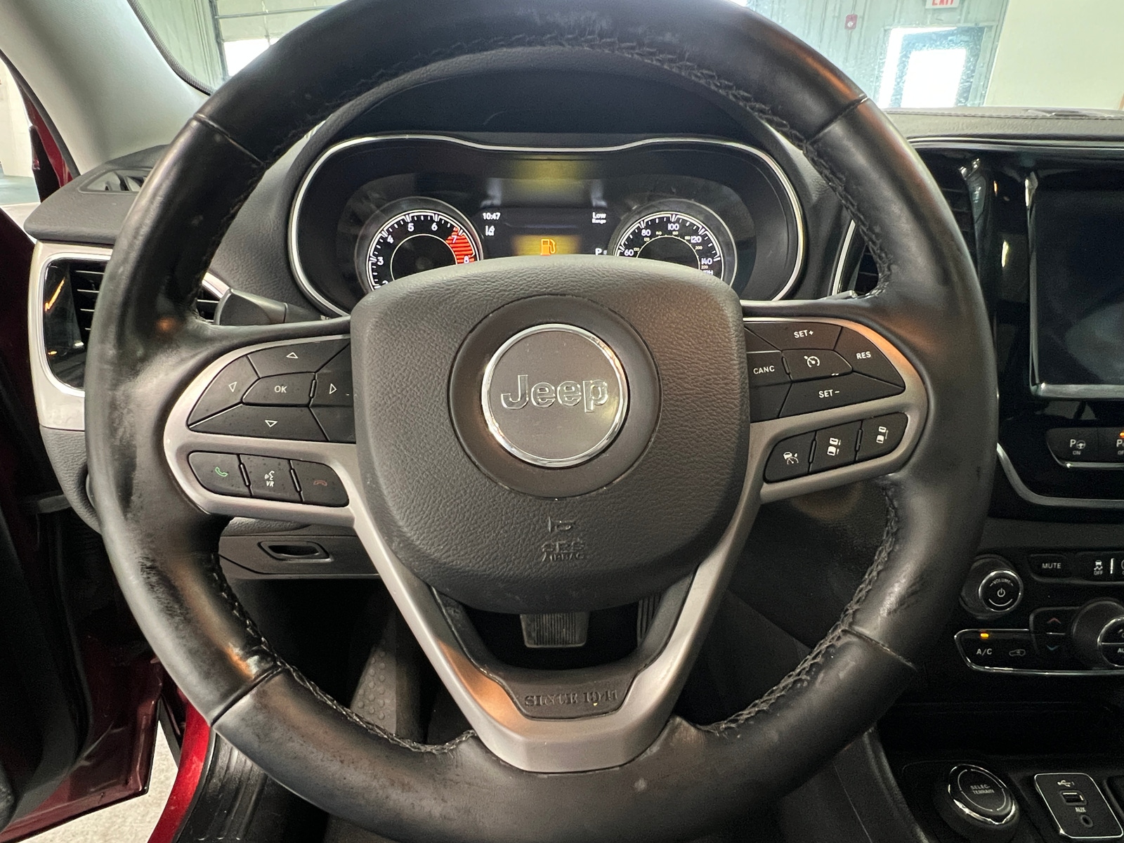 Thumbnail: 2021 Jeep Cherokee - 4