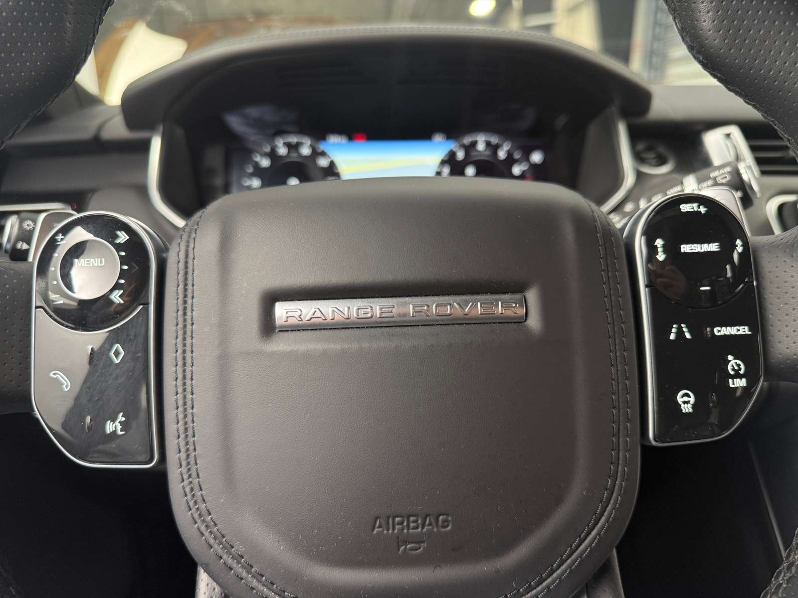 Thumbnail: 2018 Land Rover Range Rover Sport - 4