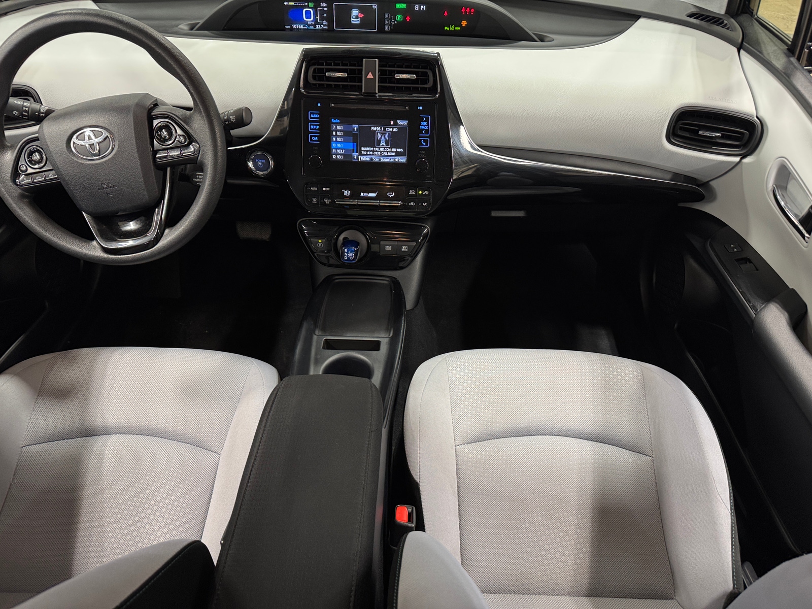 Thumbnail: 2019 Toyota Prius - 3