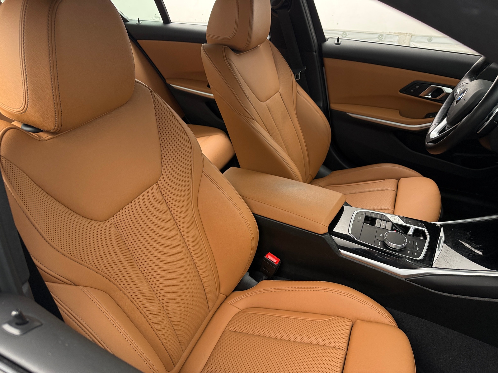 Thumbnail: 2024 BMW 3 Series - 2