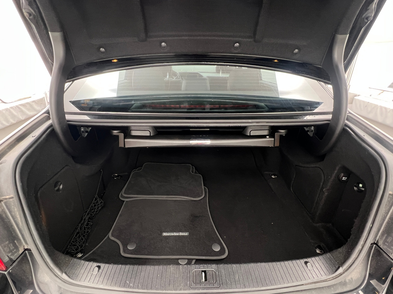 Thumbnail: 2016 Mercedes-Benz E-Class - 6