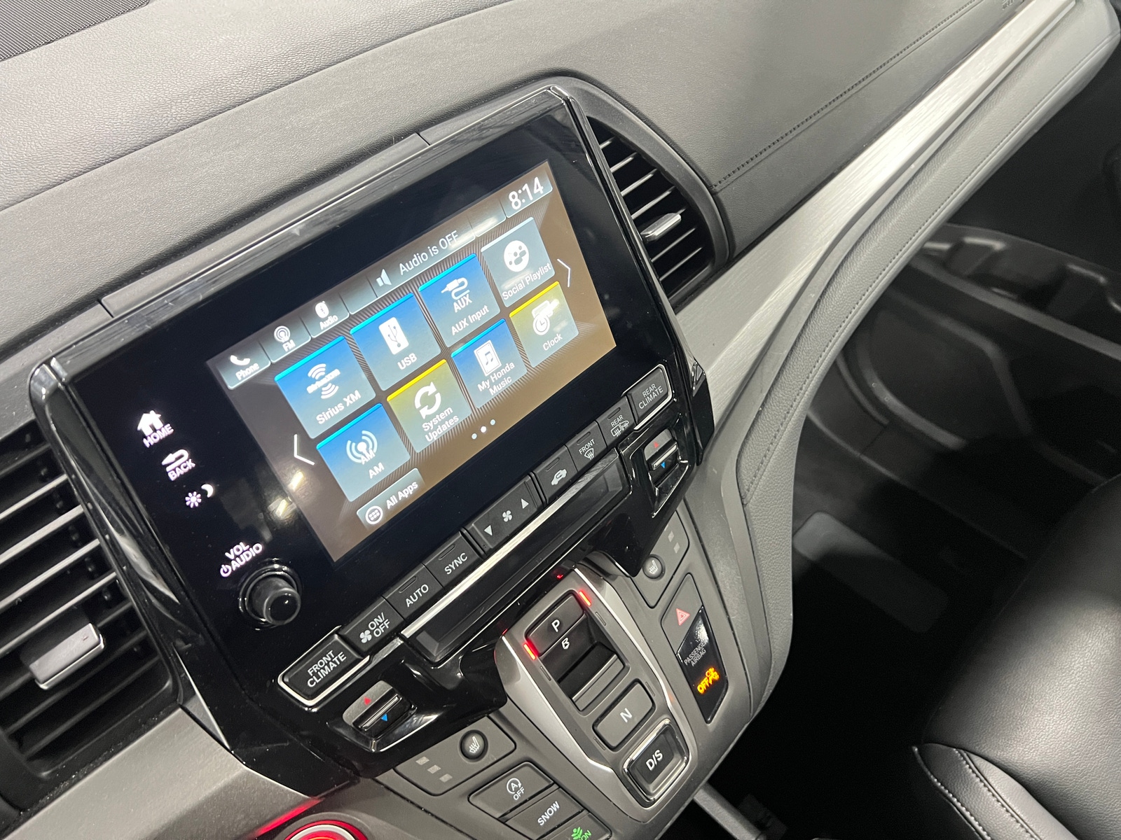 Thumbnail: 2023 Honda Odyssey - 3