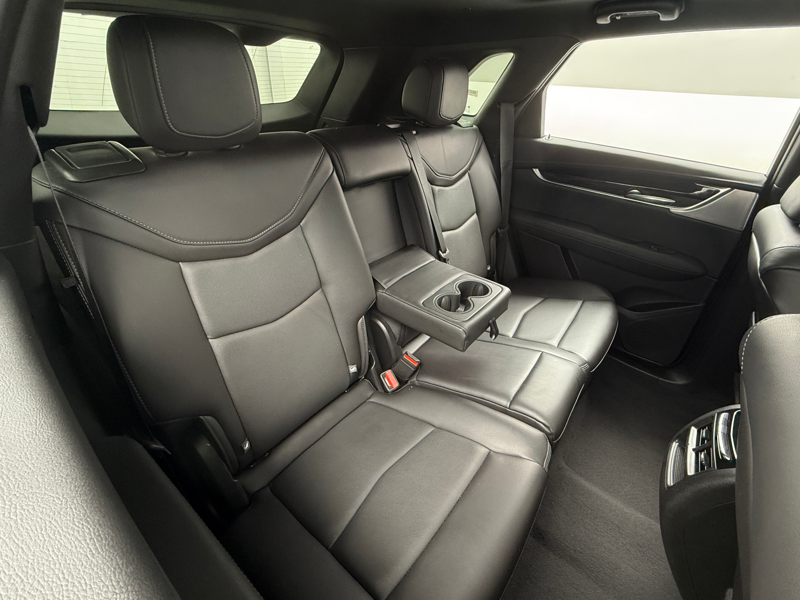 Thumbnail: 2025 Cadillac XT5 - 6