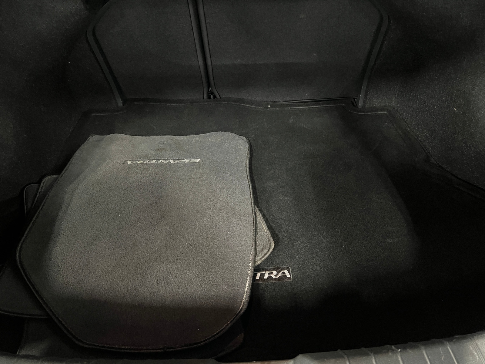 Thumbnail: 2017 Hyundai Elantra - 6