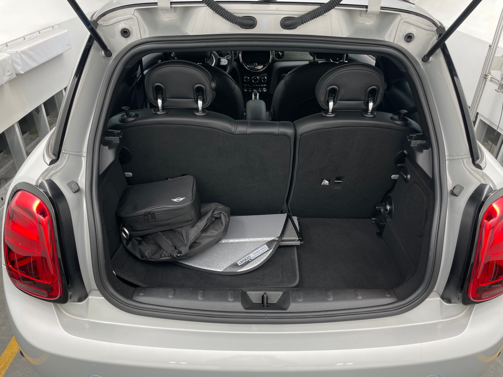 Thumbnail: 2023 MINI Cooper Hardtop - 6