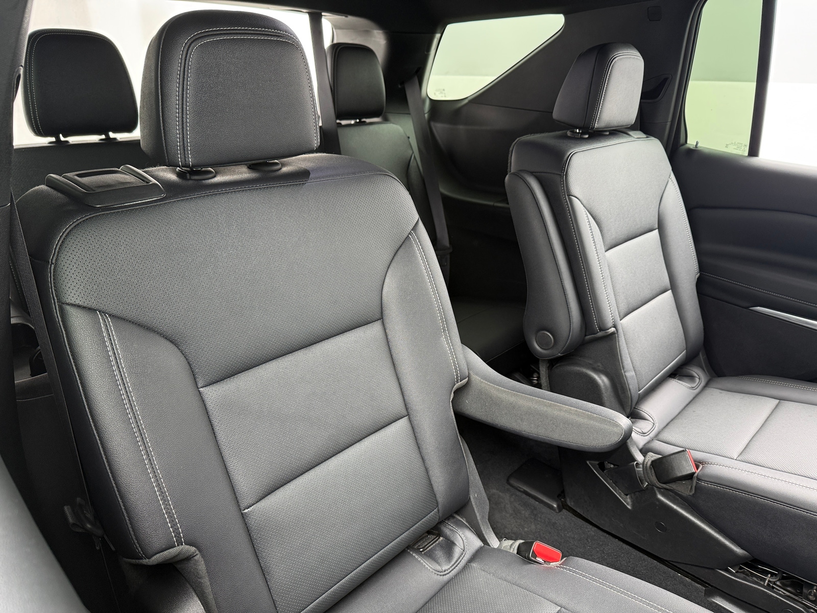 Thumbnail: 2025 Chevrolet Traverse - 6