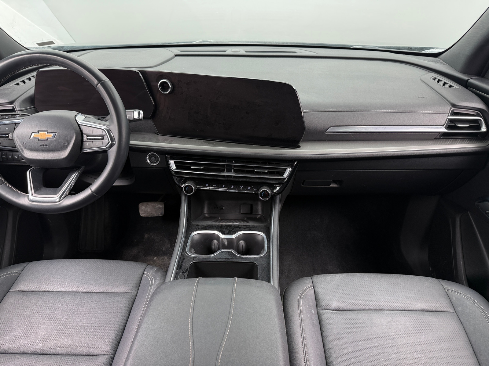 Thumbnail: 2025 Chevrolet Traverse - 3