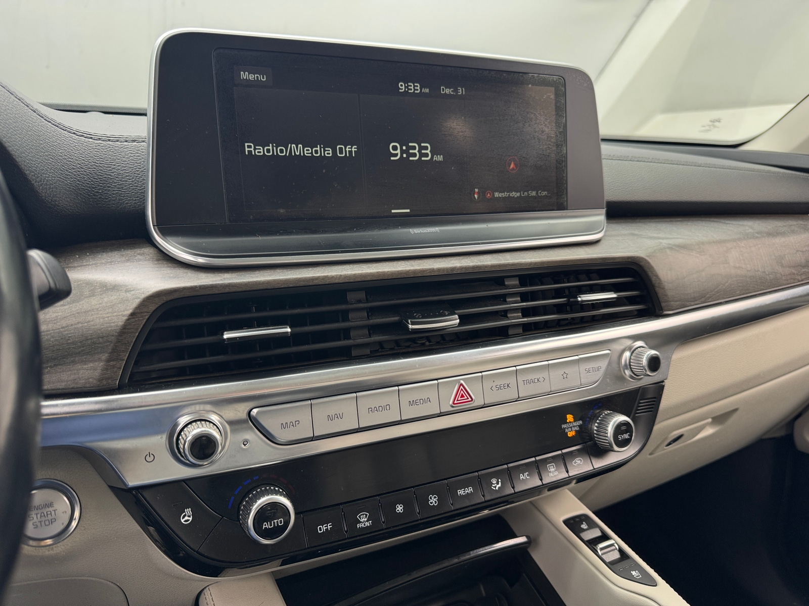 Thumbnail: 2020 Kia Telluride - 3