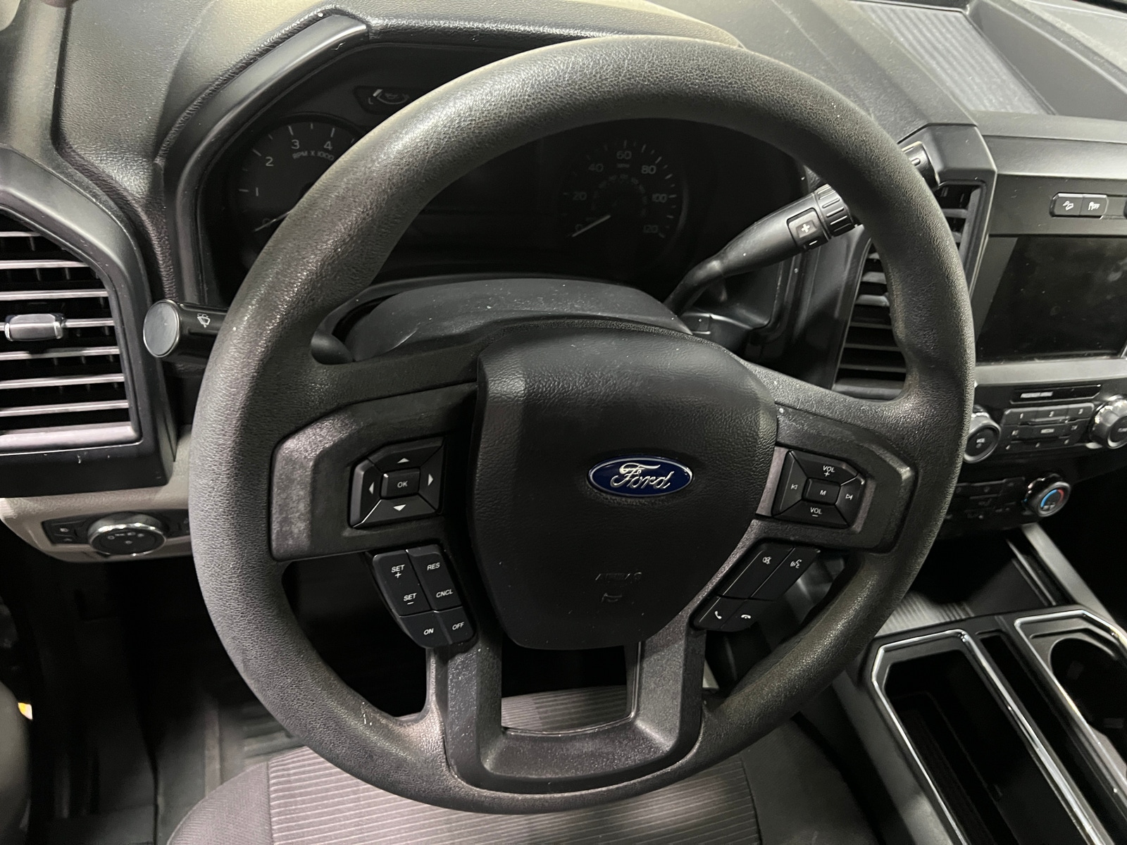 Thumbnail: 2019 Ford Econoline - 5