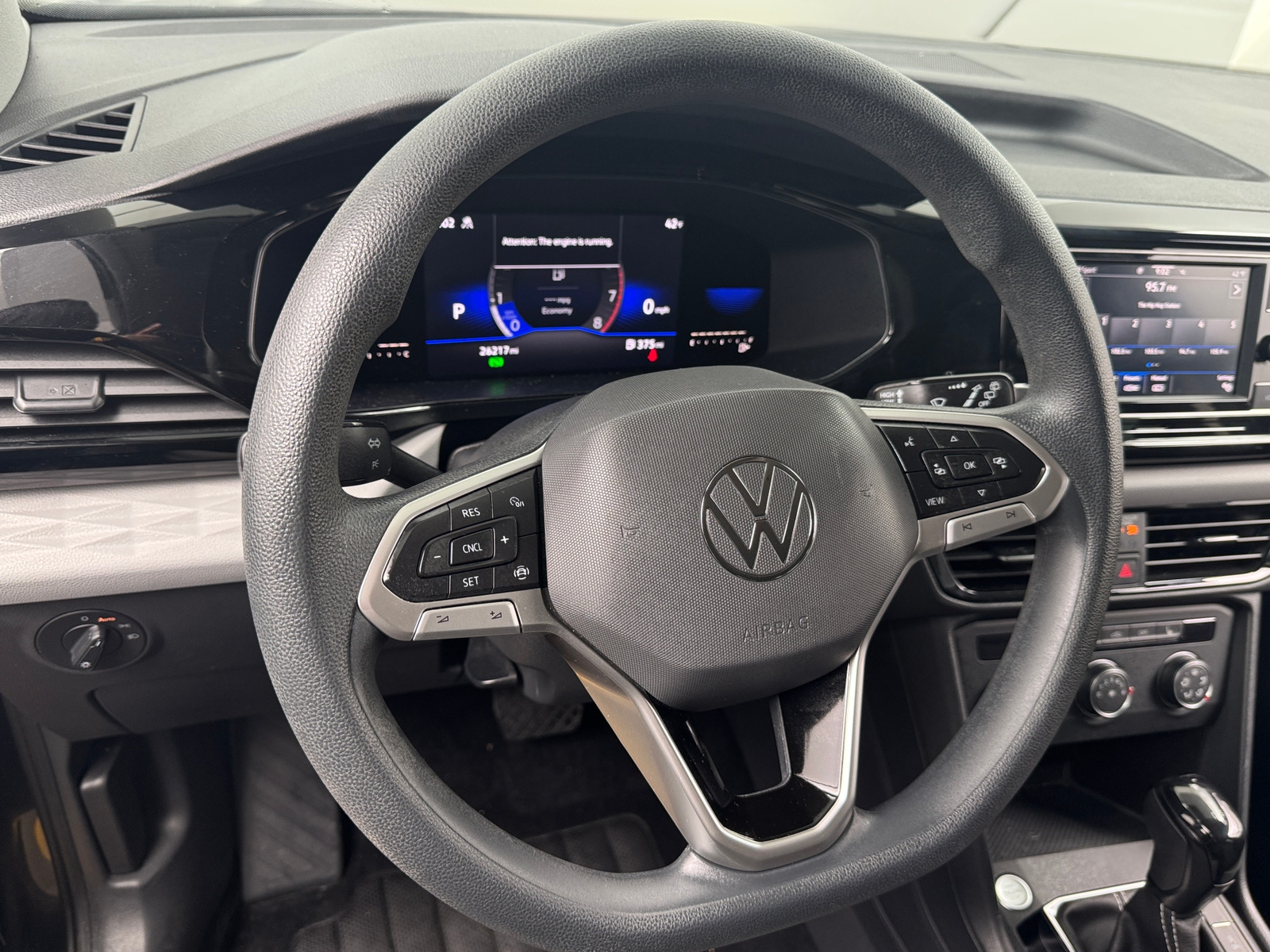 Thumbnail: 2022 Volkswagen Taos - 5