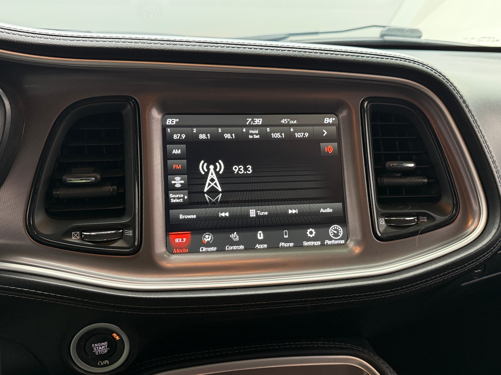 Thumbnail: 2022 Dodge Challenger - 3