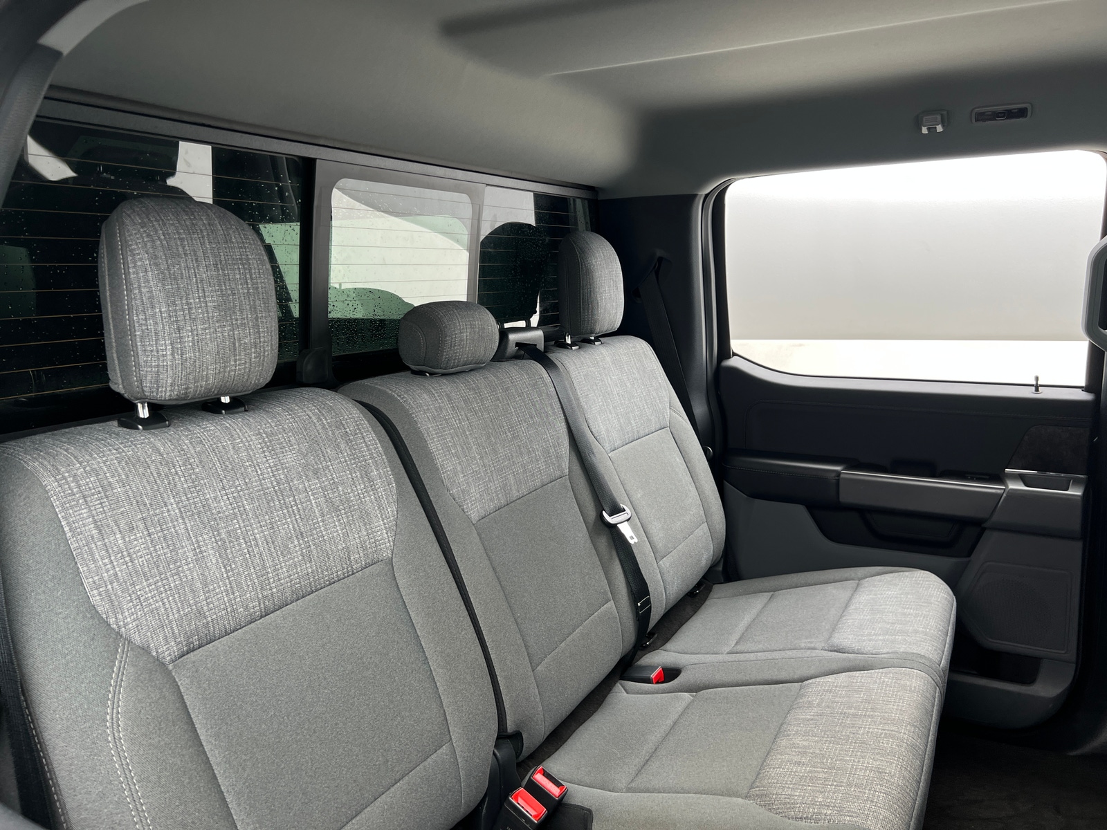 Thumbnail: 2021 Ford Econoline - 6