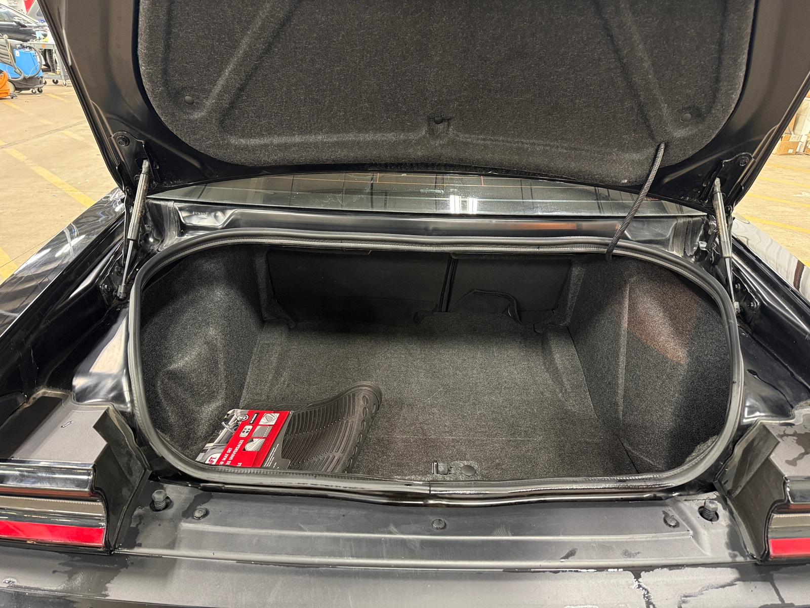 Thumbnail: 2023 Dodge Challenger - 5