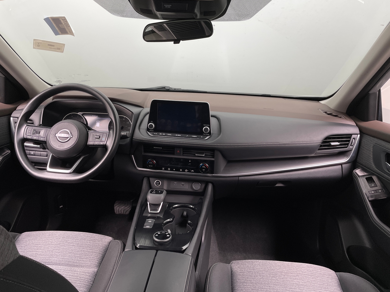 Thumbnail: 2023 Nissan Rogue - 3