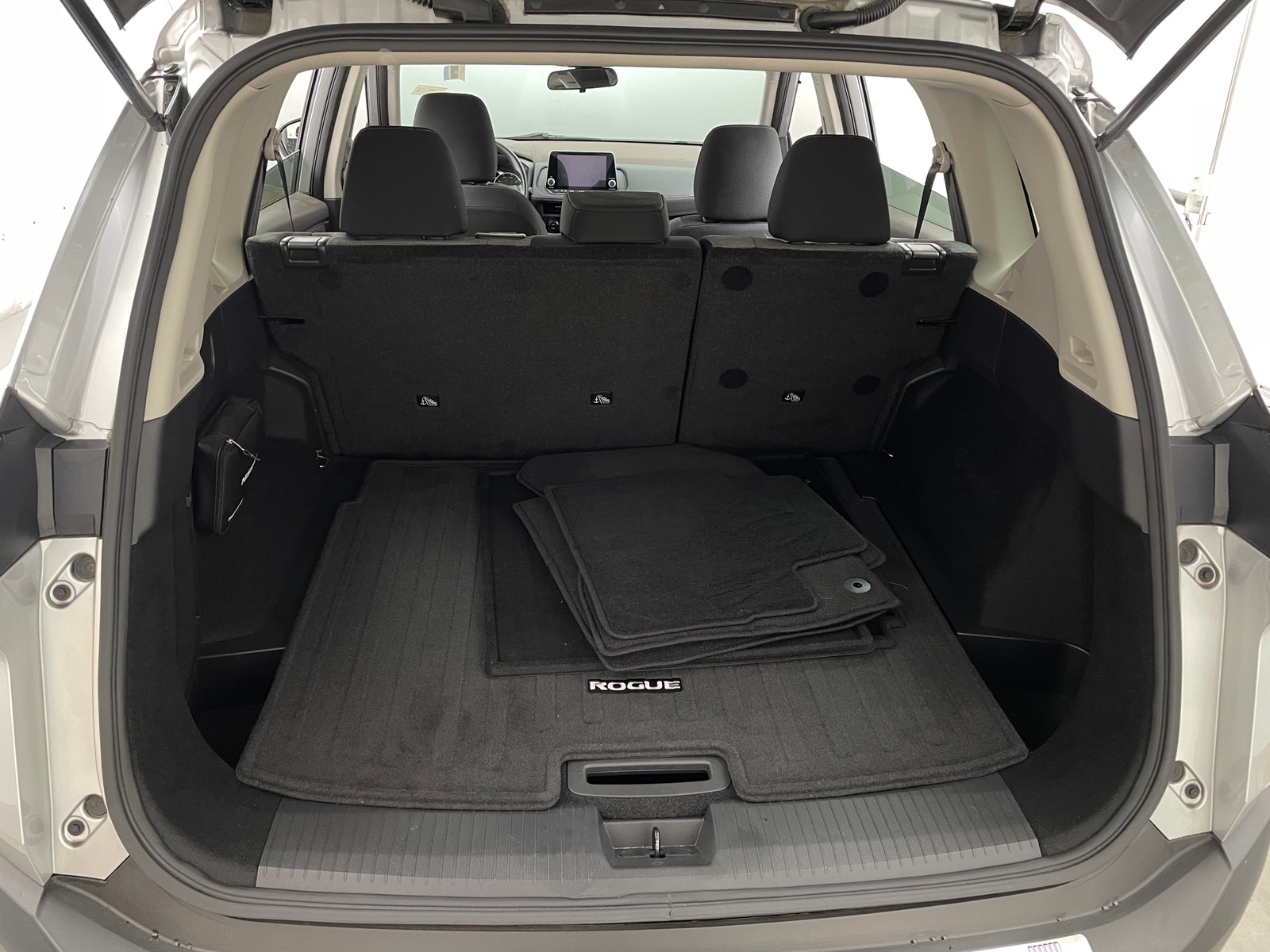 Thumbnail: 2023 Nissan Rogue - 7