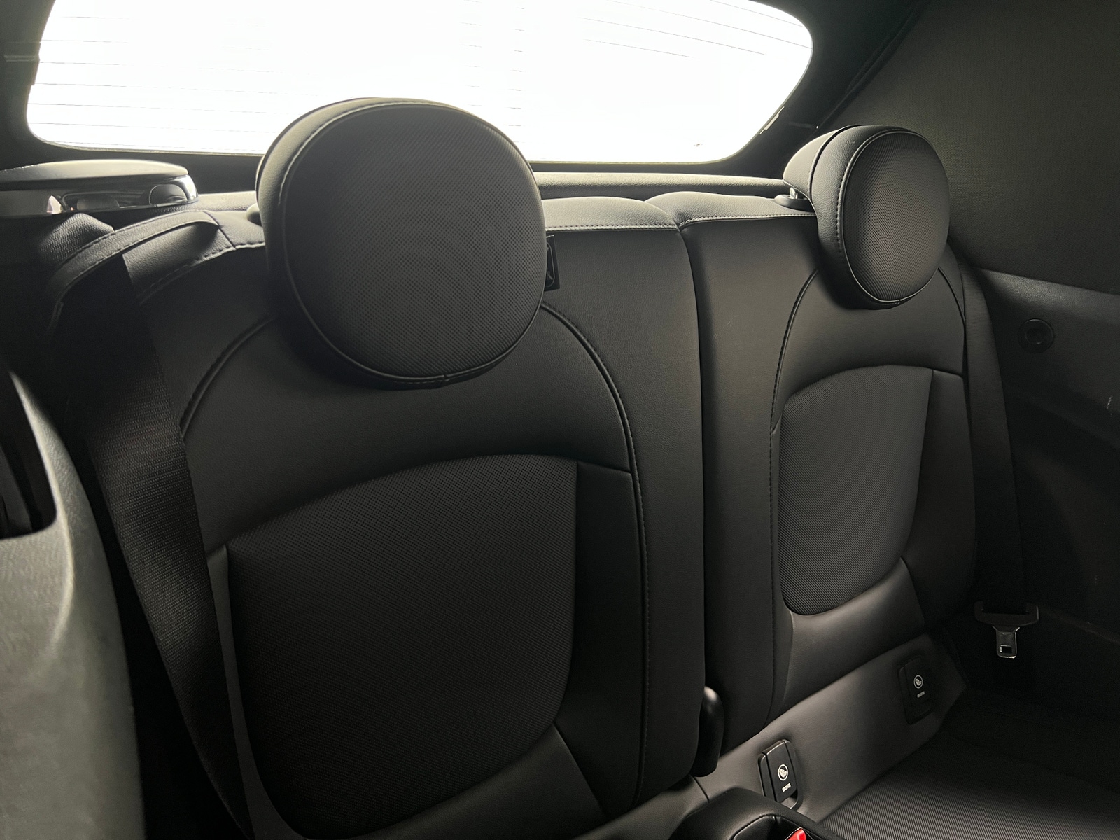 Thumbnail: 2019 MINI Cooper Convertible - 4