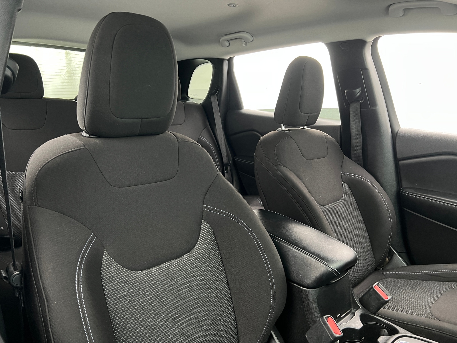 Thumbnail: 2019 Jeep Cherokee - 2