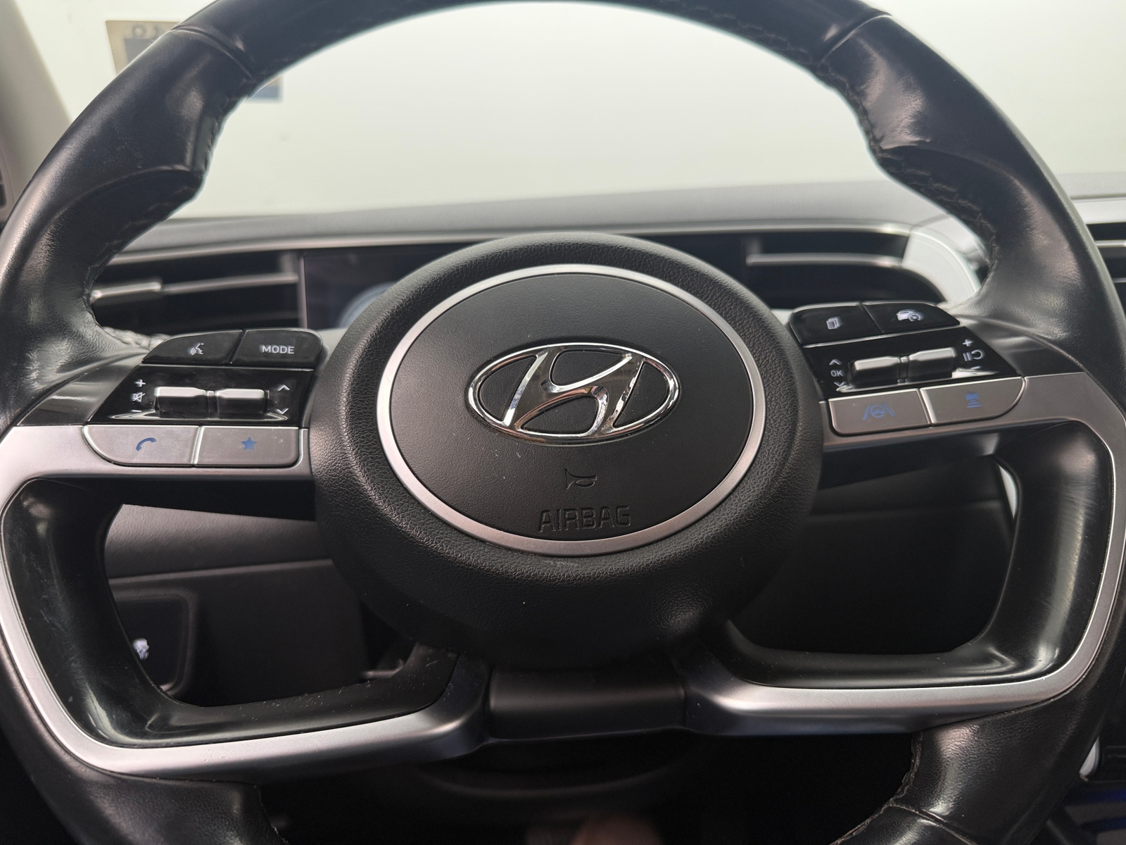 Thumbnail: 2022 Hyundai Tucson - 5