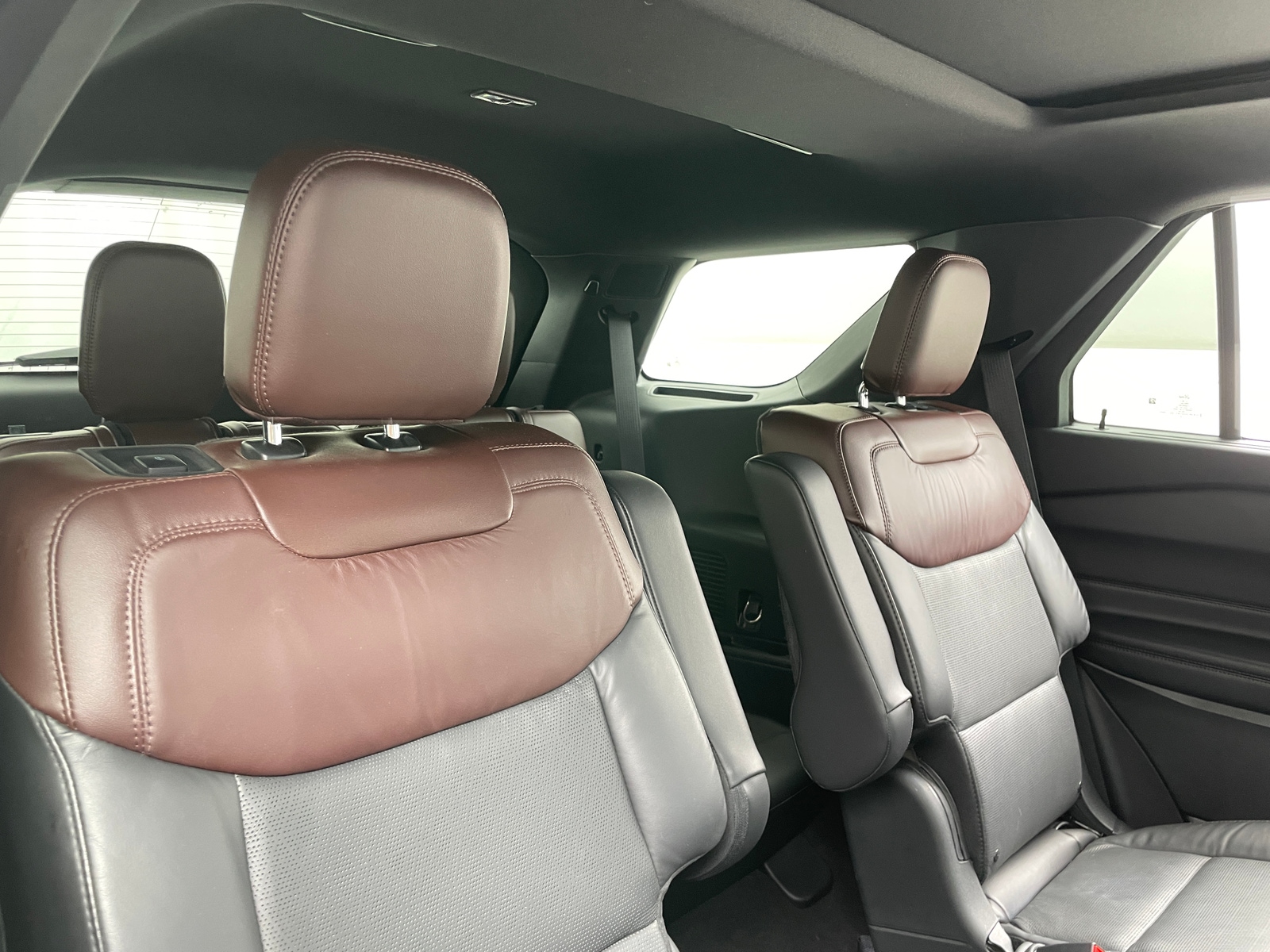 Thumbnail: 2022 Ford Explorer - 5